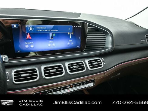 Used 2024 Mercedes-Benz GLS 580 4MATIC image 13