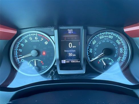 Used 2020 Toyota Tacoma TRD Sport image 24