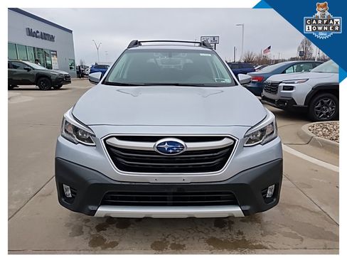Certified 2022 Subaru Outback Limited XT image 3