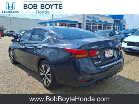 Used 2019 Nissan Altima 2.5 SV image 8