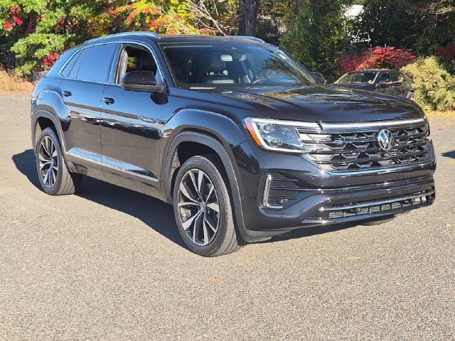 Used 2024 Volkswagen Atlas Cross Sport SEL Premium R-Line AWD/4WD image 3