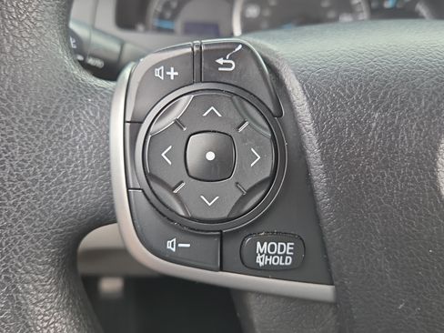 Used 2014 Toyota Camry LE FWD image 22