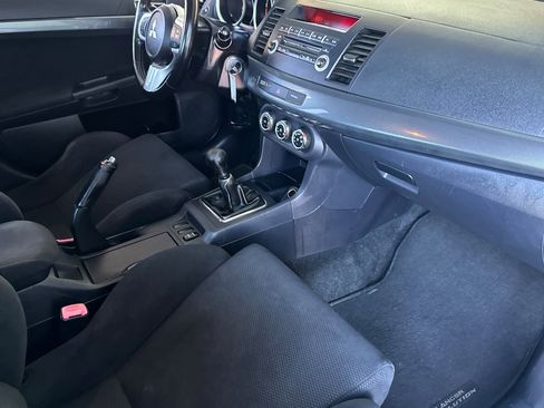 Used 2010 Mitsubishi Lancer Evolution GSR image 15