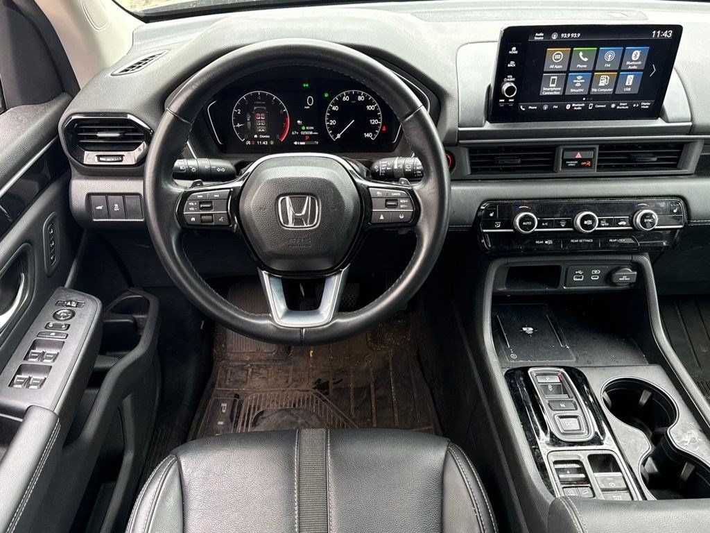 Used 2024 Honda Pilot EX-L image 10
