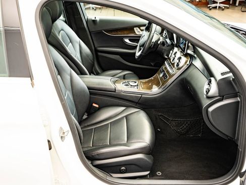 Used 2018 Mercedes-Benz C 300 4MATIC Sedan image 25