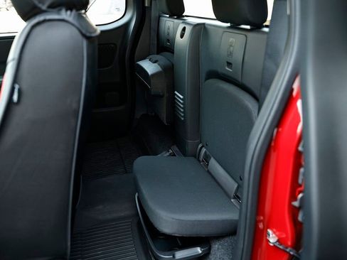 Used 2023 Nissan Frontier S w/ Technology Package image 25