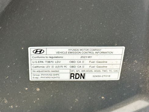 Used 2023 Genesis G80 2.5T image 17