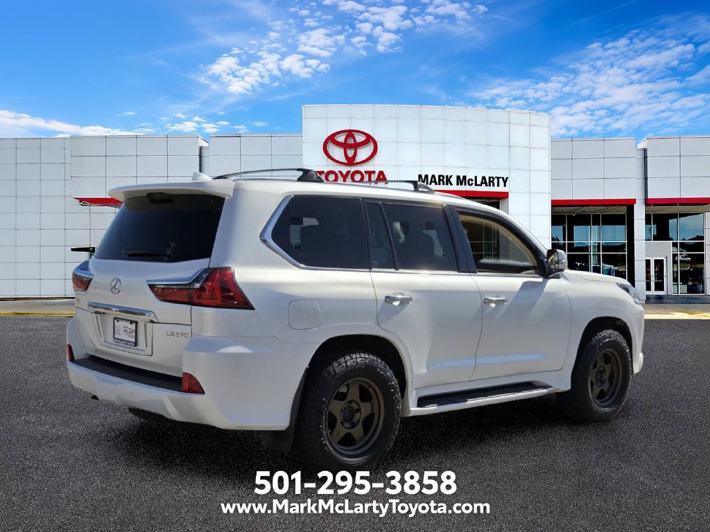 Used 2019 Lexus LX 570 4WD w/ Luxury Package image 5