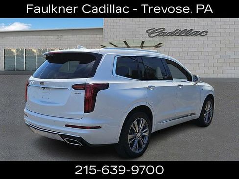 Used 2020 Cadillac XT6 Premium Luxury AWD/4WD image 4