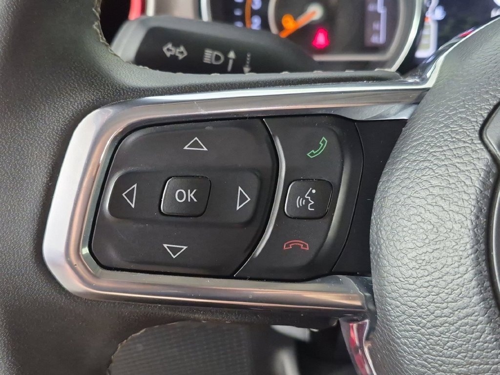 Used 2023 Jeep Gladiator Overland AWD/4WD image 16