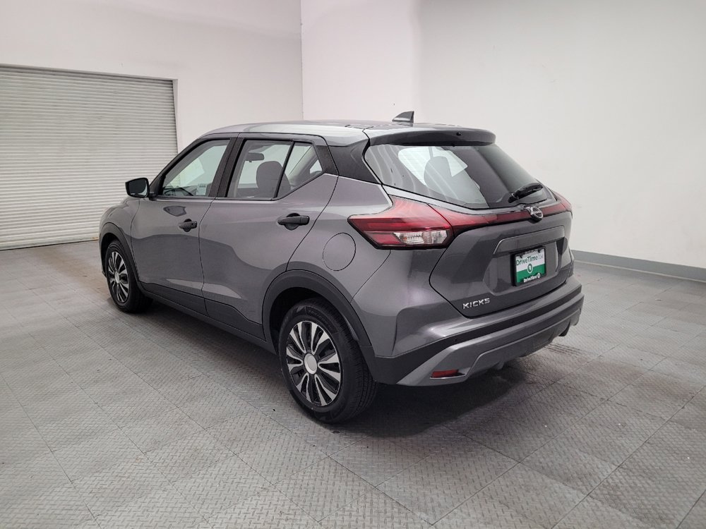 Used 2023 Nissan Kicks S FWD image 5
