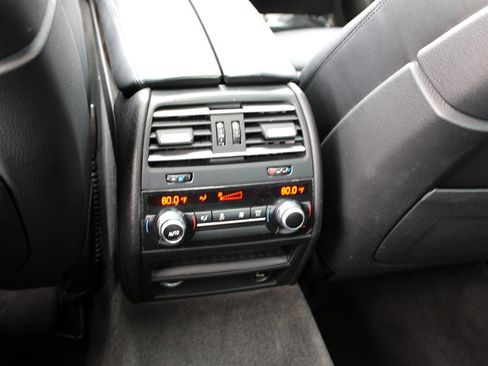 Used 2013 BMW 750i image 20