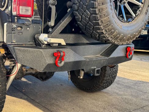 Used 2013 Jeep Wrangler Unlimited Rubicon w/ Dual Top Group image 32