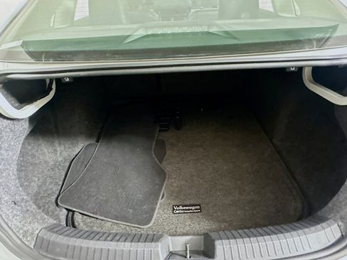 Used 2019 Volkswagen Jetta SE image 27