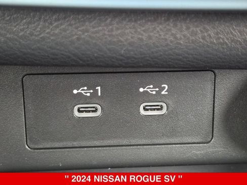 Certified 2024 Nissan Rogue SV w/ SV Premium Package AWD/4WD image 28