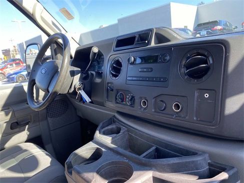 Used 2014 Ford E-350 and Econoline 350 Super Duty w/ Power Windows & Locks Group image 11