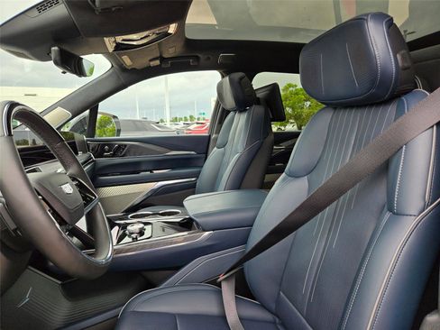 Certified 2025 Cadillac Escalade IQ Luxury 2 AWD/4WD image 23
