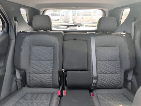 Used 2021 Chevrolet Equinox LT image 28