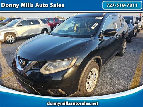 Used 2016 Nissan Rogue S w/ Appearance Package image 1