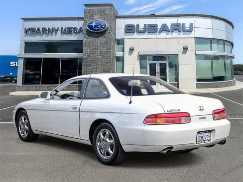 Used 1995 Lexus SC 300 Coupe image 4