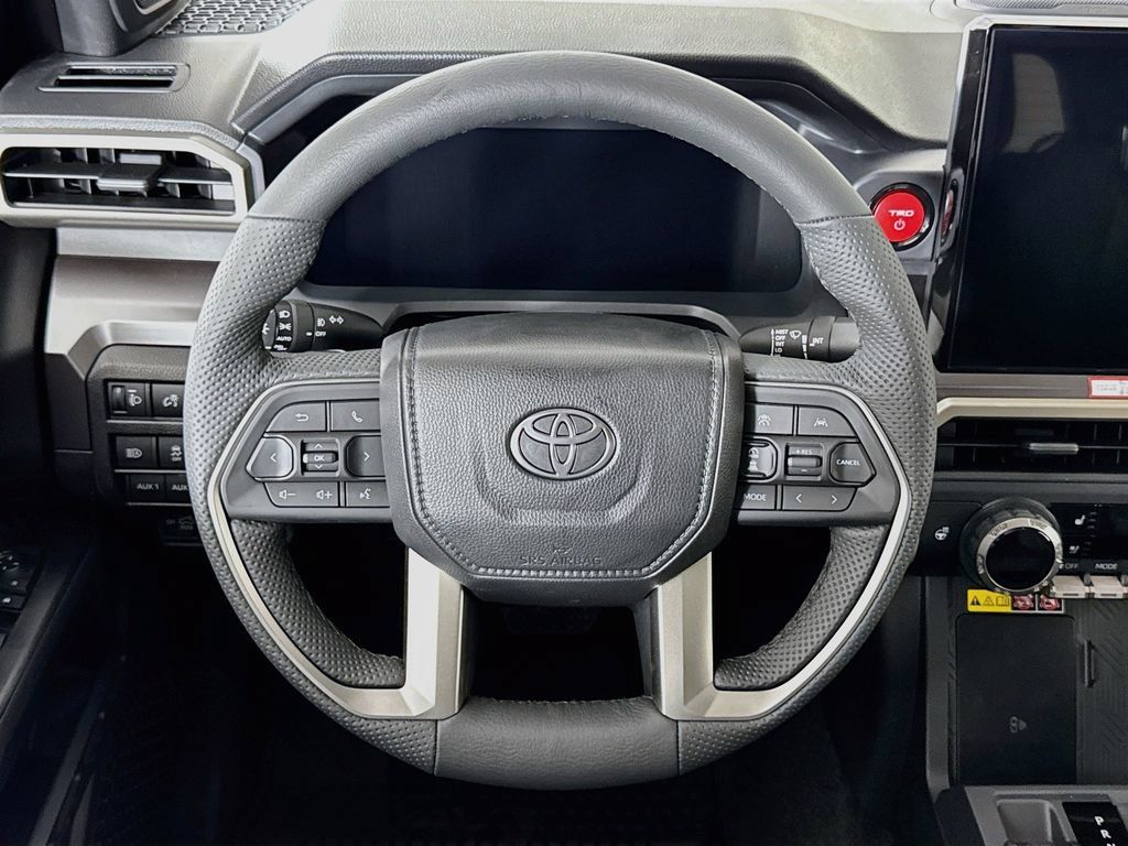 Used 2026 Toyota Tacoma TRD Off-Road w/ TRD Off Road Premium Package AWD/4WD image 4