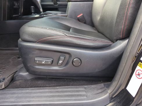 Used 2015 Toyota 4Runner TRD Pro AWD/4WD image 12