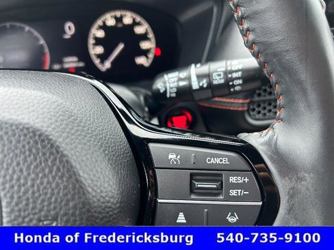 Used 2025 Honda HR-V Sport image 17
