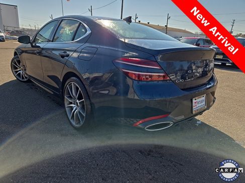Used 2025 Genesis G70 2.5T image 3