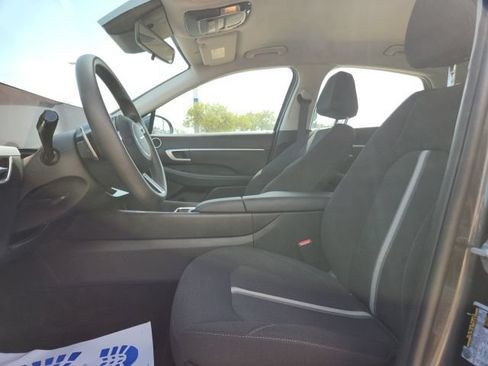 Used 2025 Hyundai Sonata SEL FWD image 23