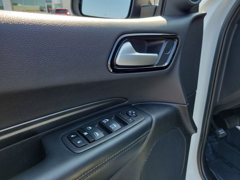 Used 2024 Dodge Durango SXT image 18