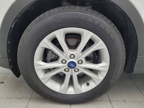 Used 2018 Ford Escape SE FWD image 31