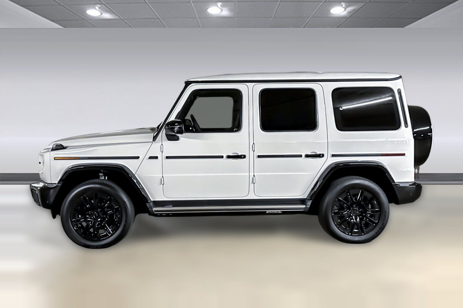 New 2027 Mercedes-Benz G 580 e image 2