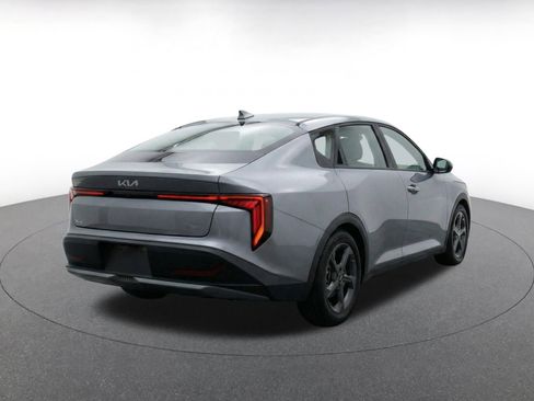 Used 2025 Kia K4 FWD image 9