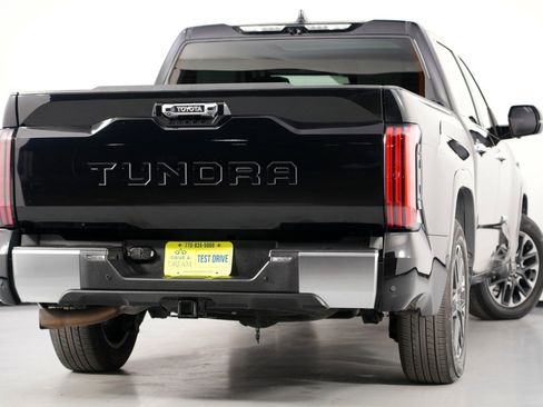 Used 2022 Toyota Tundra Limited image 5