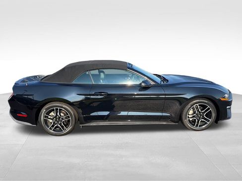Used 2020 Ford Mustang Premium RWD image 6