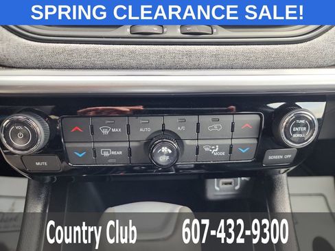 Used 2024 Jeep Compass Latitude w/ Convenience Group image 15