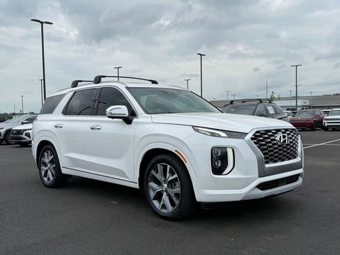Used 2021 Hyundai Palisade Limited FWD image 3