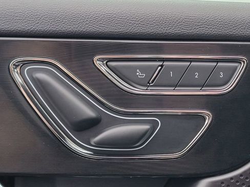 Certified 2024 Lincoln Corsair AWD w/ Equipment Group 101A image 4