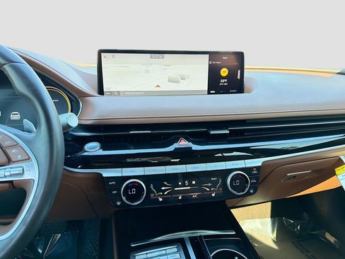 Used 2024 Genesis G80 2.5T image 18