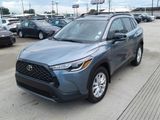 Used 2025 Toyota Corolla Cross LE image 3