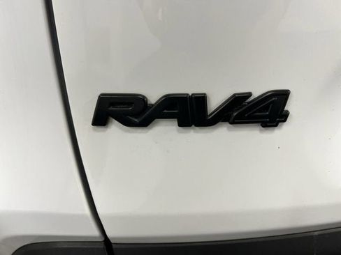 Used 2025 Toyota RAV4 XLE w/ Convenience Package AWD/4WD image 32