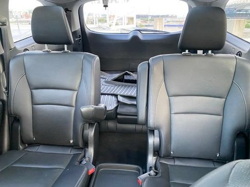 Used 2021 Honda Pilot Elite image 23