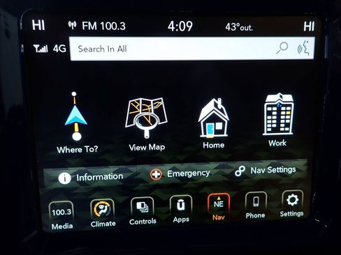 Used 2023 Jeep Gladiator Willys image 4