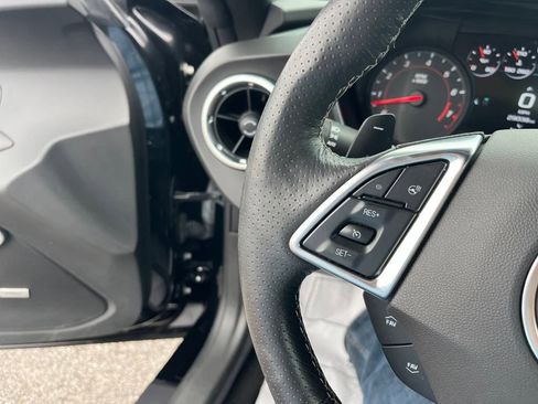 Used 2017 Chevrolet Camaro SS image 11