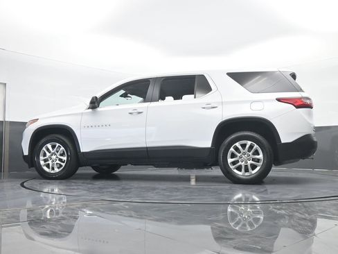Used 2021 Chevrolet Traverse LS image 53