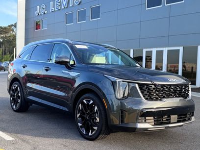 Used 2025 Kia Sorento EX