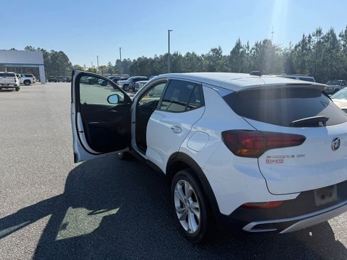 Used 2021 Buick Encore GX Preferred image 5