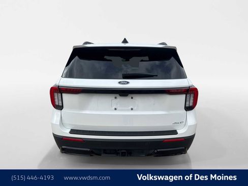 Used 2025 Ford Explorer ST-Line w/ ST-Line Street Pack image 5
