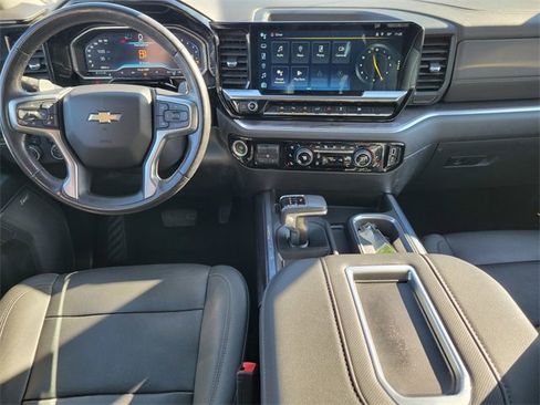 Certified 2022 Chevrolet Silverado 1500 LTZ w/ LTZ Convenience Package II image 18