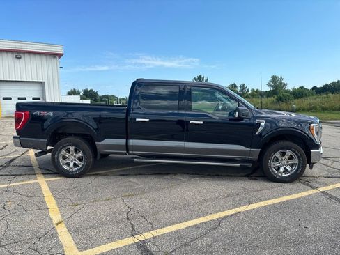 Used 2021 Ford F150 XLT w/ Equipment Group 302A High AWD/4WD image 4
